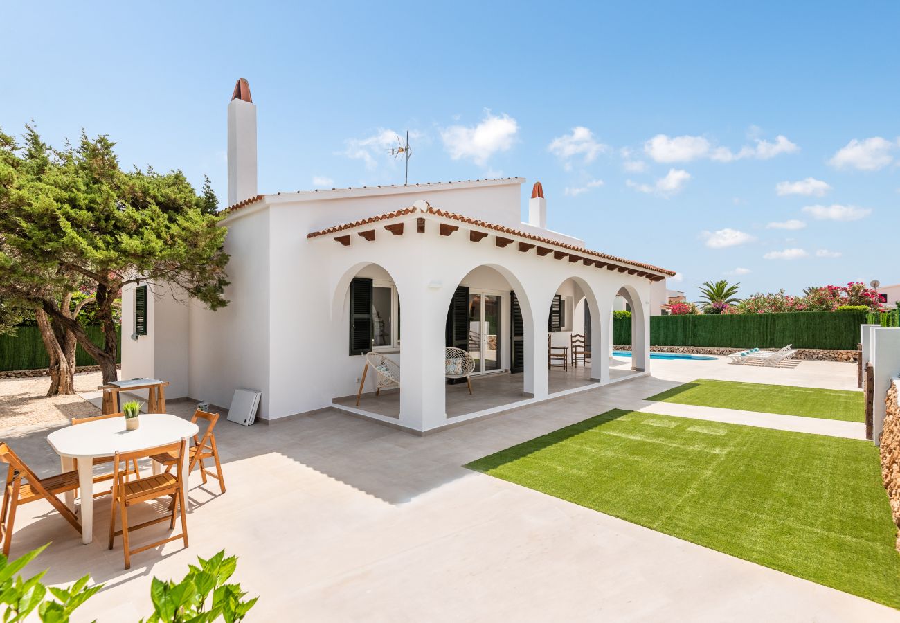 Villa in Cala´n Bosch - Menorca ROCAS