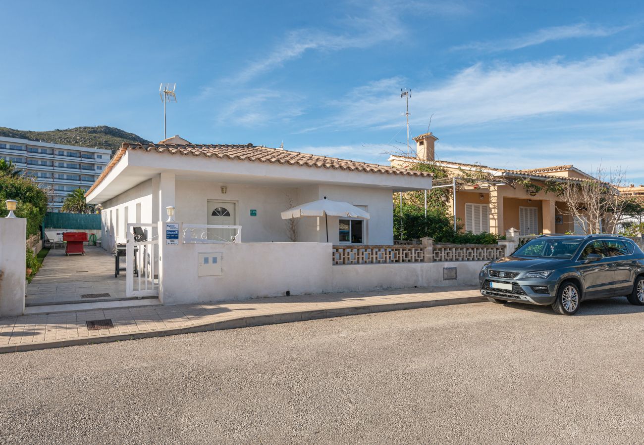 Villa in Alcudia - V. Casa Blanca, pool and beach
