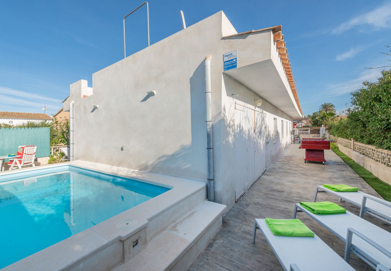 Villa in Alcudia - V. Casa Blanca, pool and beach