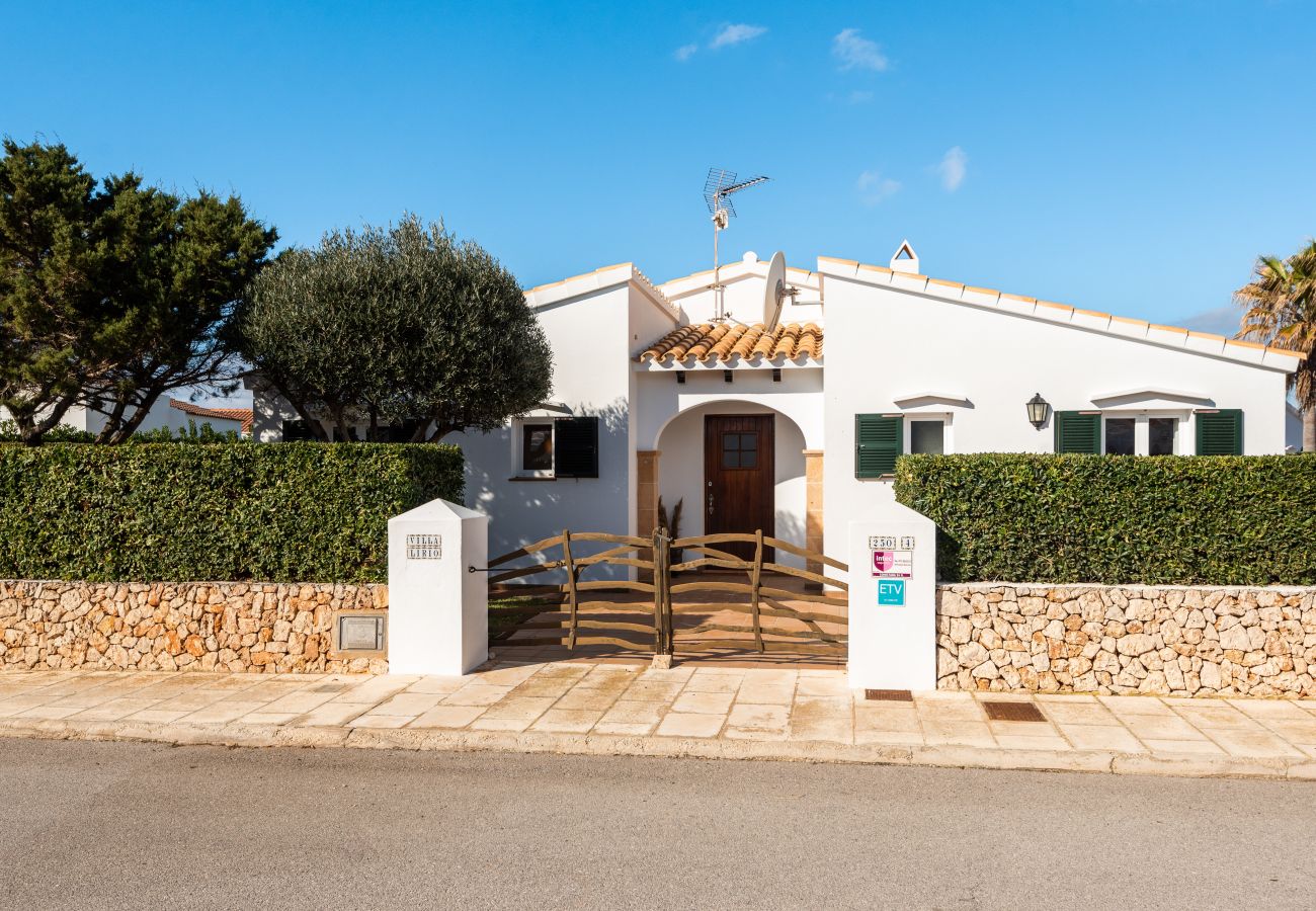 Villa in Cap d´Artruix - Menorca LIRIO