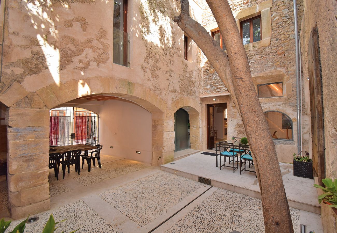 Stadthaus in Arta - Casa Alcariot 252 by Mallorca Charme