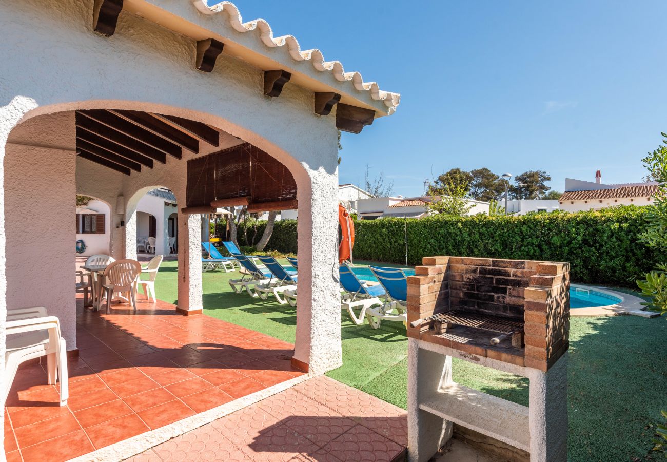 Ferienwohnung in Cala Blanca - Apartamentos  MONSINES 11 A