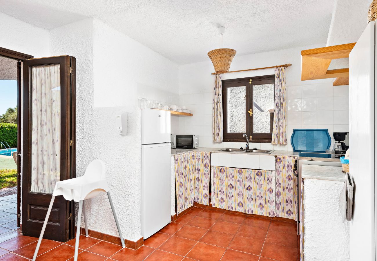 Ferienwohnung in Cala Blanca - Apartamentos MONSINES 13 C