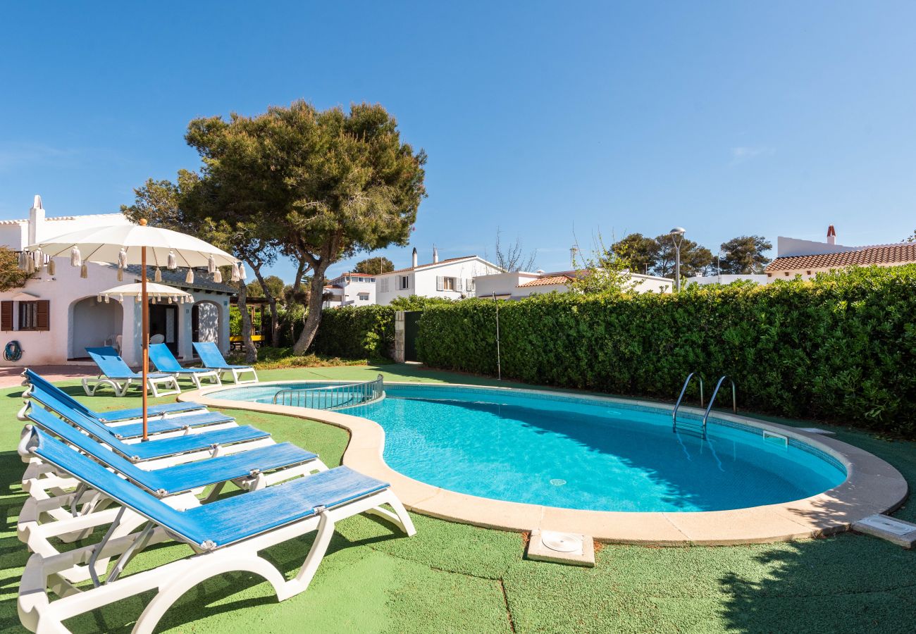 Ferienwohnung in Cala Blanca - Apartamentos MONSINES 13 C