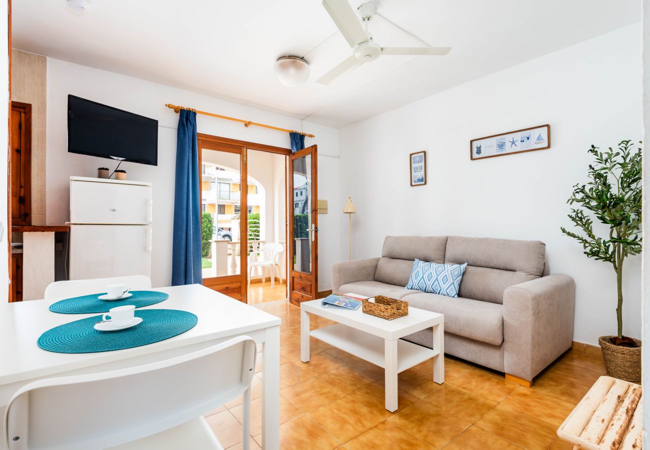 Ferienwohnung in Cala Blanca - Apartamento B4 Mar Blanca