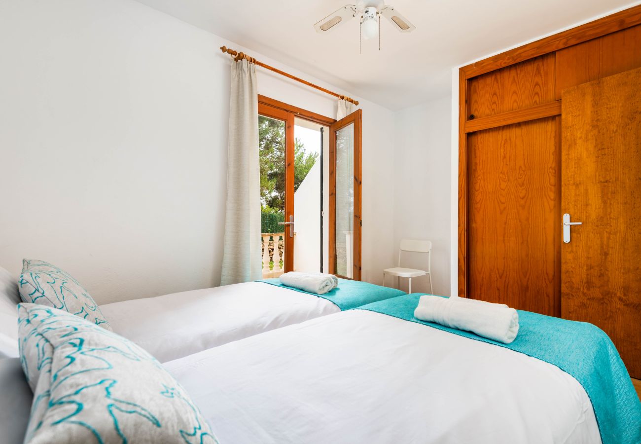 Ferienwohnung in Cala Blanca - Apartamento D2 Mar Blanca