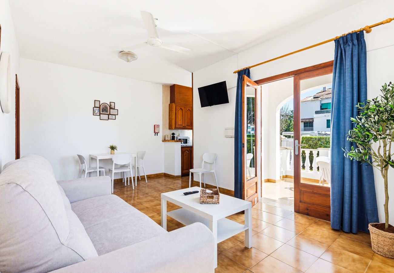 Ferienwohnung in Cala Blanca - Apartamento B2 Mar Blanca
