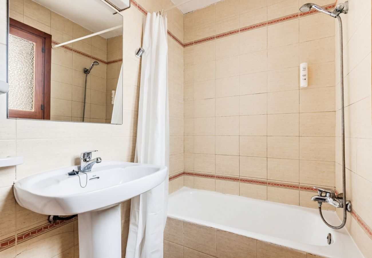 Ferienwohnung in Cala Blanca - Apartamento D1 Mar Blanca