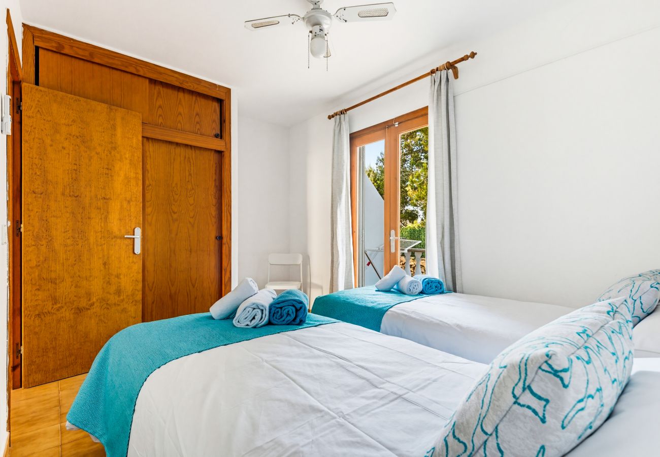 Ferienwohnung in Cala Blanca - Apartamento D1 Mar Blanca
