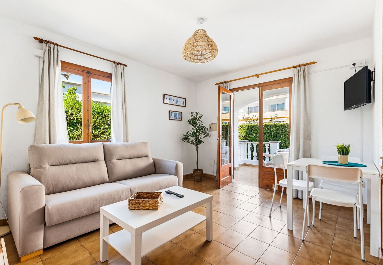 Ferienwohnung in Cala Blanca - Apartamento D1 Mar Blanca
