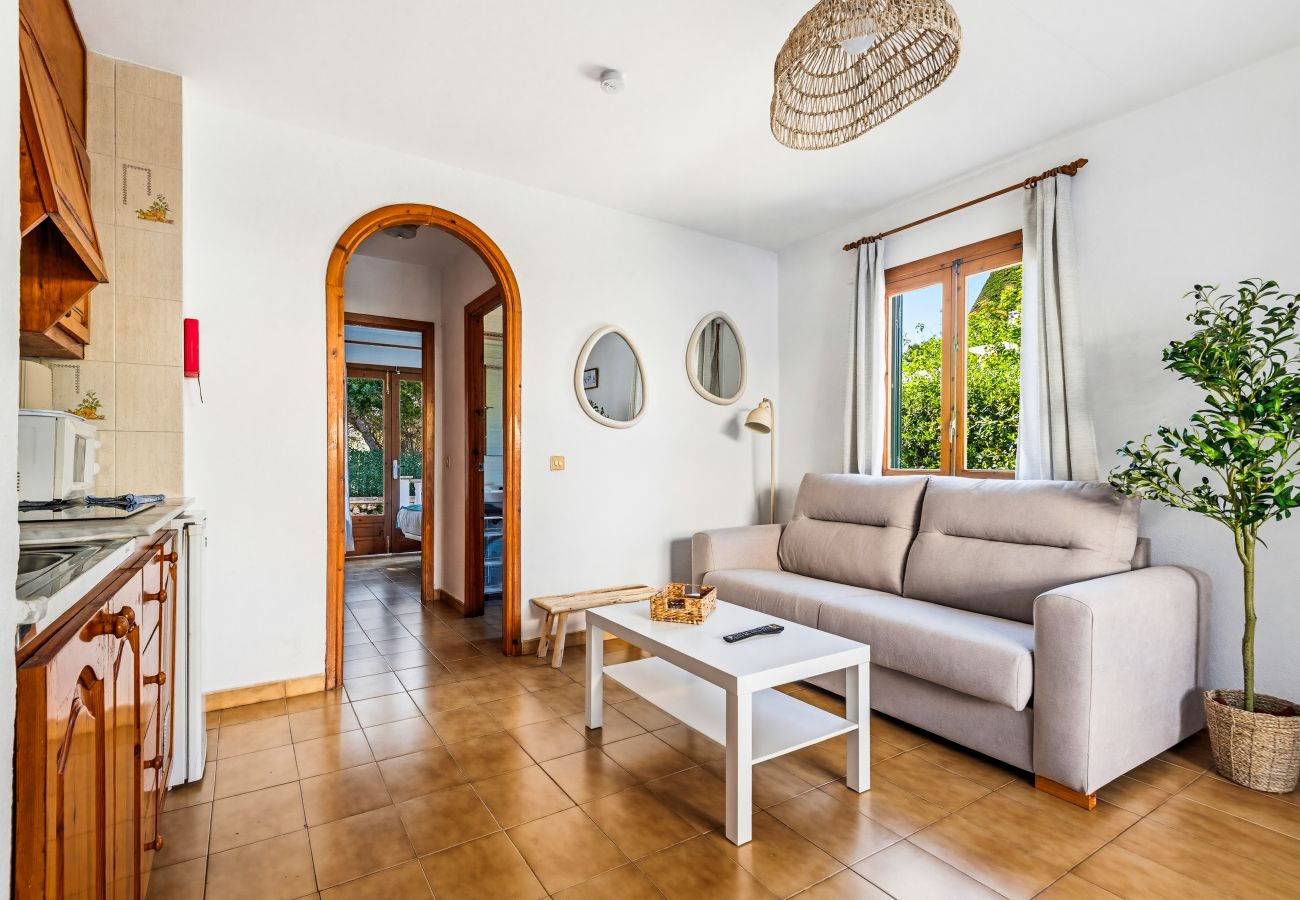 Ferienwohnung in Cala Blanca - Apartamento D1 Mar Blanca